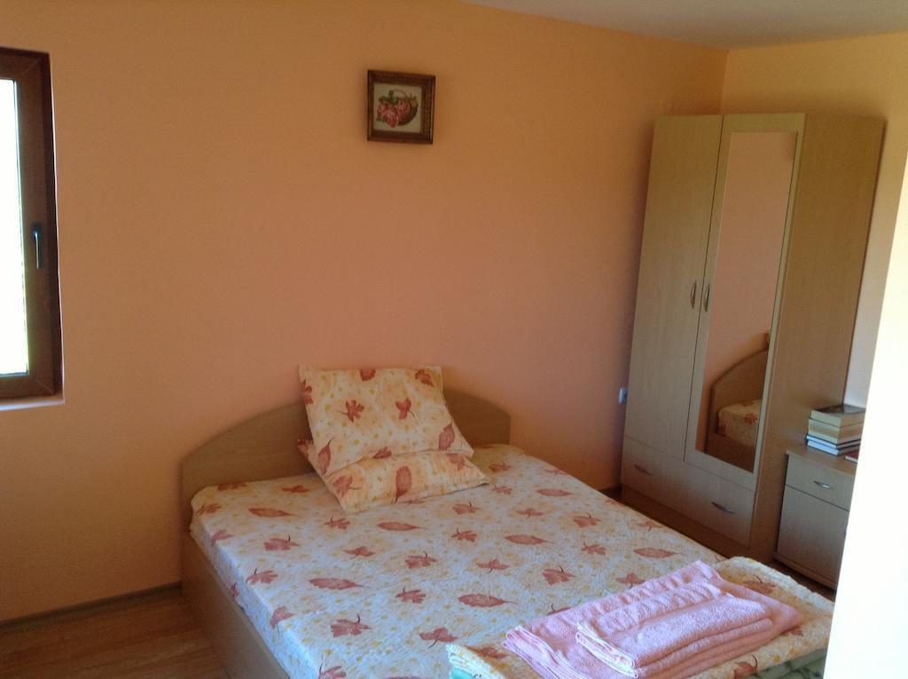 Villa Lilia Apriltsi  Room photo