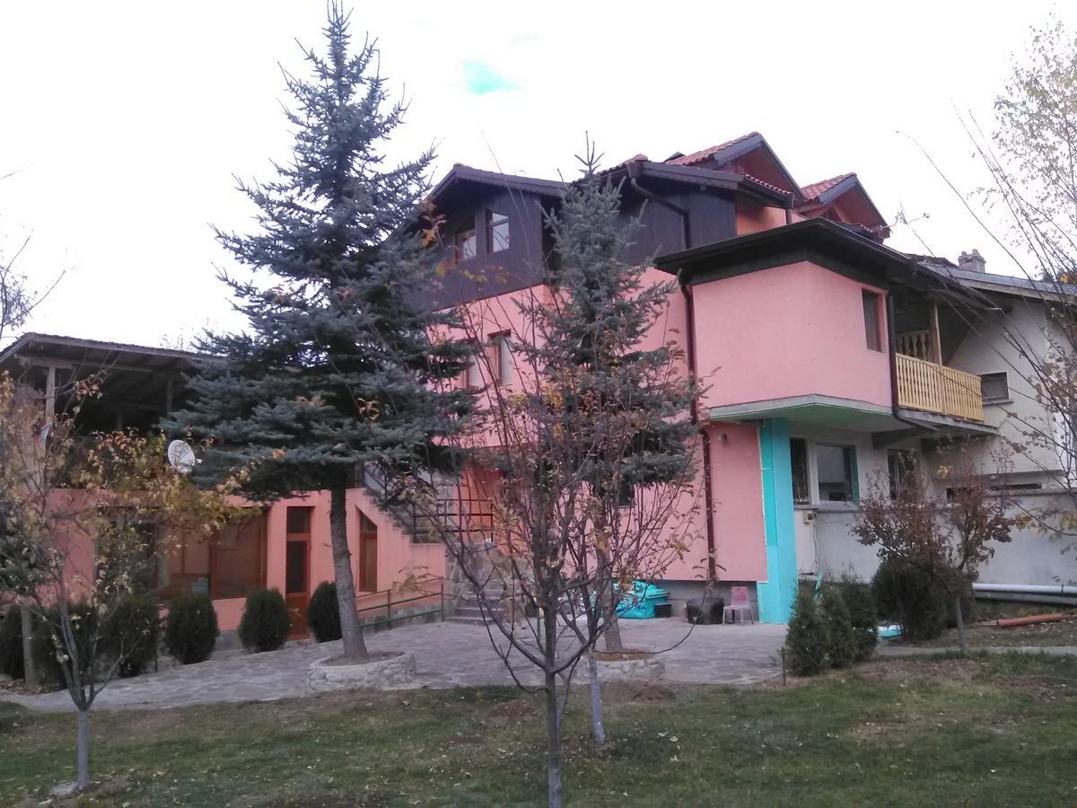 Villa Lilia Apriltsi  Exterior photo